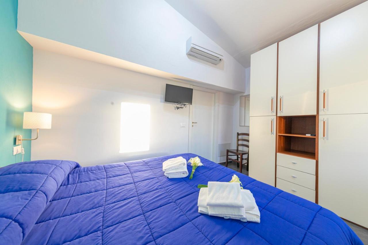 تْشيفالو Kefa Holiday - Alle Torri Apartments المظهر الخارجي الصورة