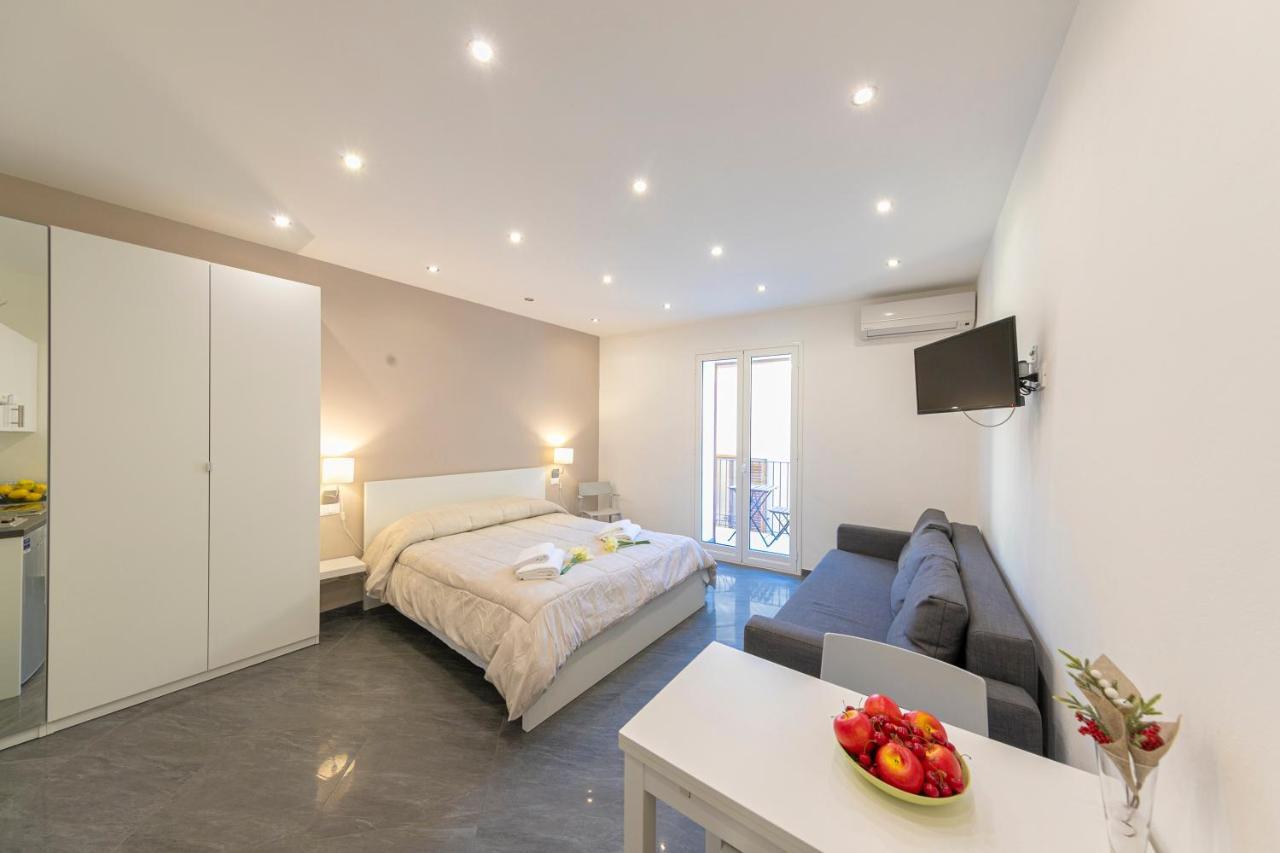 تْشيفالو Kefa Holiday - Alle Torri Apartments المظهر الخارجي الصورة